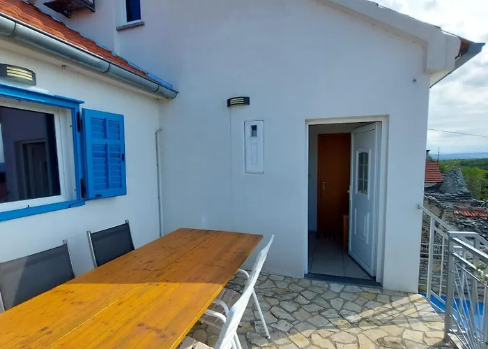 Studio-villa 아파트 Dubravice